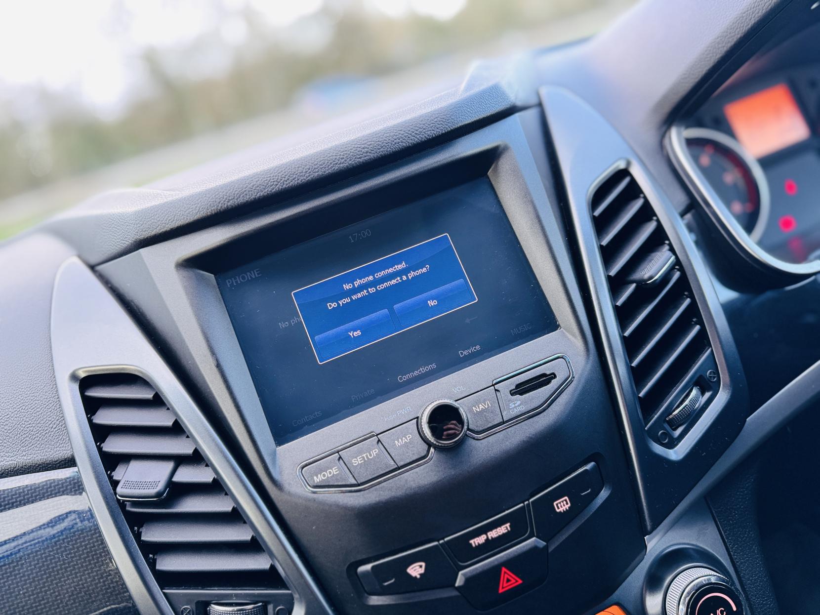 SsangYong Korando 2.2D LE SUV 5dr Diesel Manual Euro 6 (178 ps)