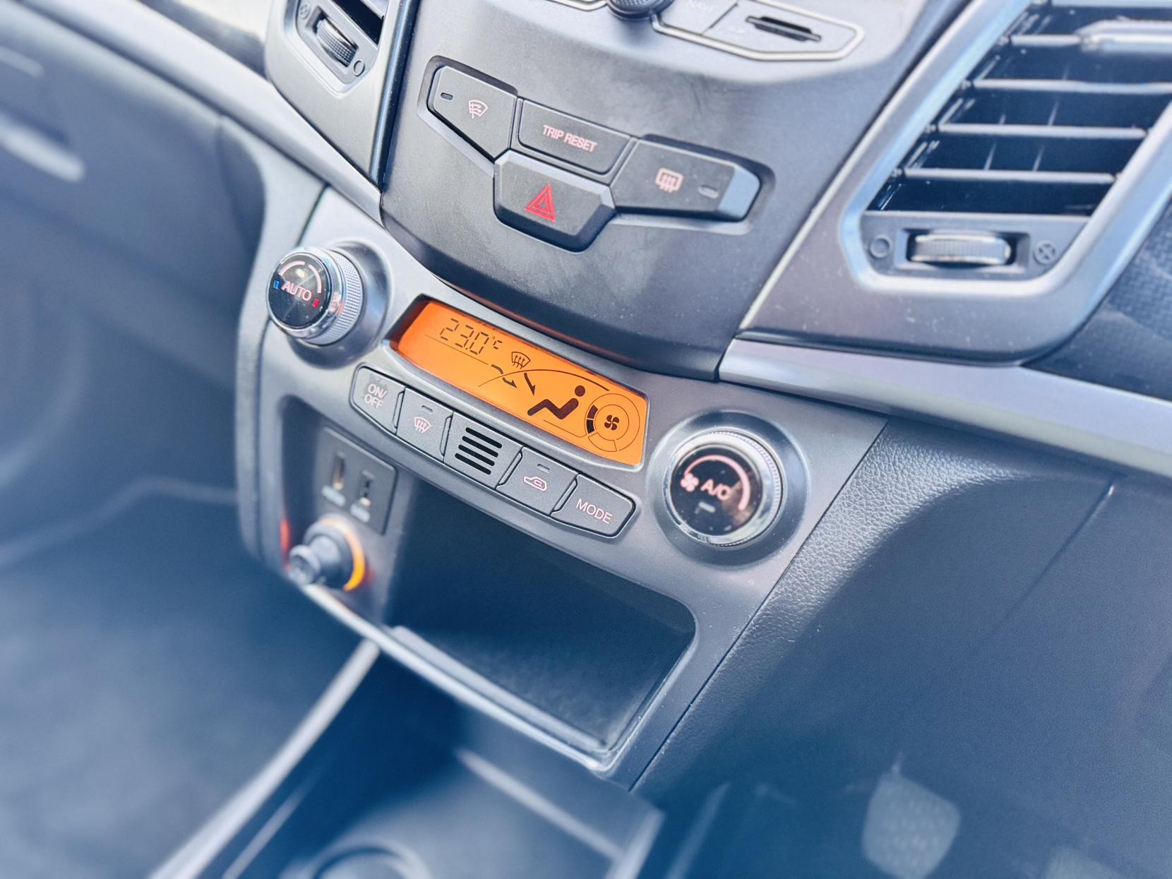 SsangYong Korando 2.2D LE SUV 5dr Diesel Manual Euro 6 (178 ps)